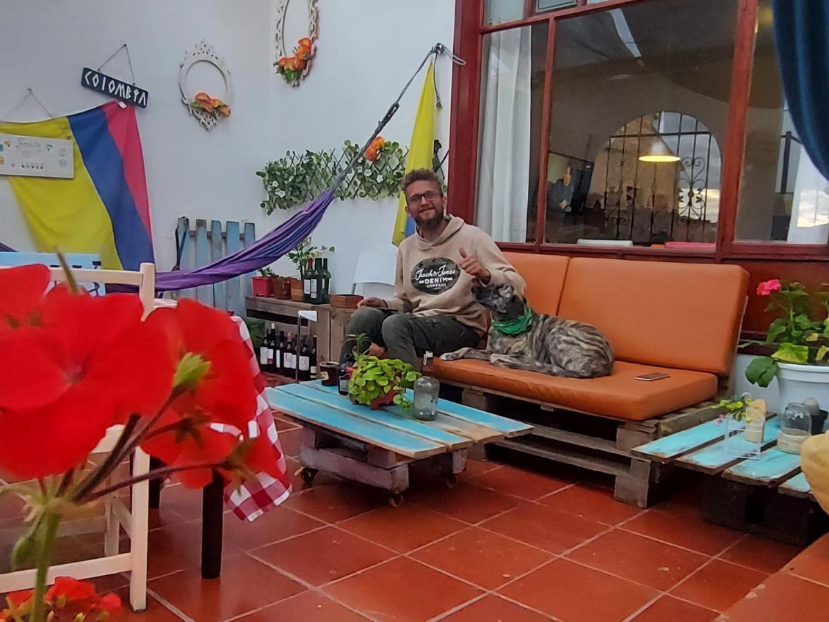 Family Host Hostel Villa de Leyva Esterno foto